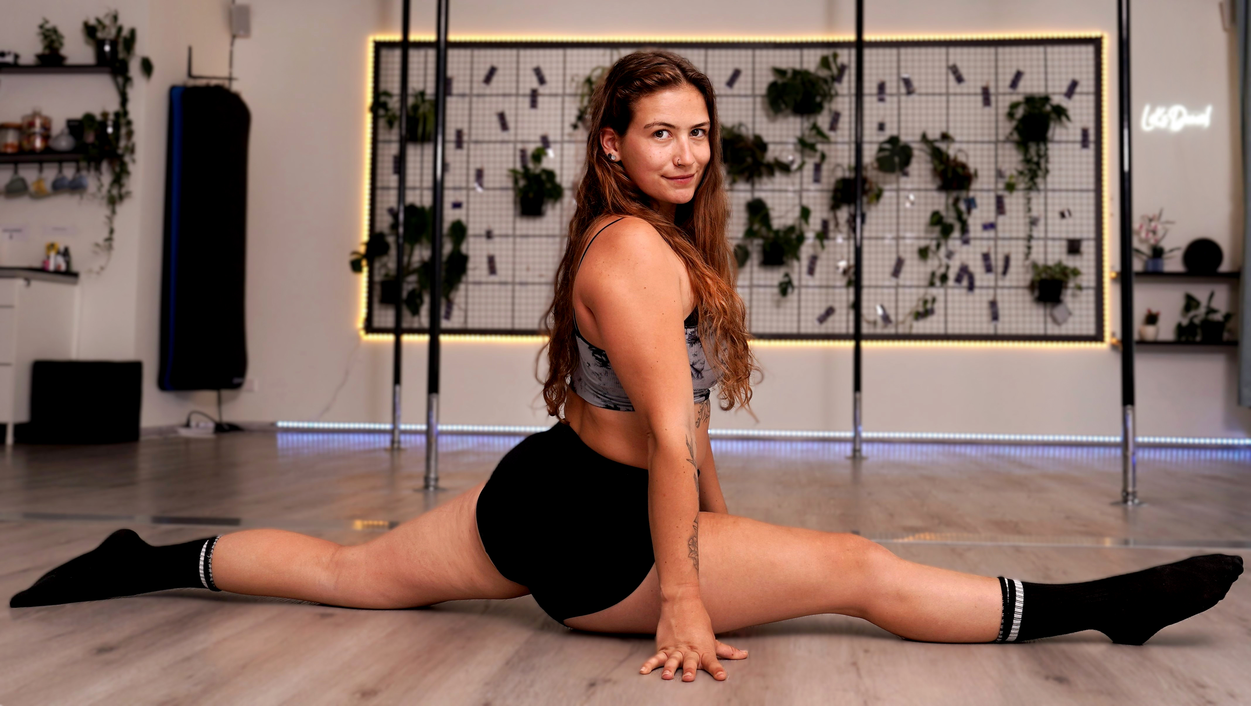 Julia, zertifizierte Pole Dance Trainerin in Traun